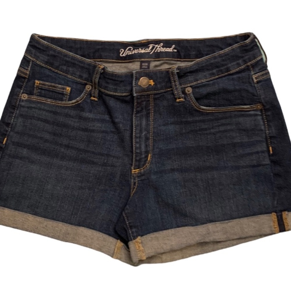Universal Threads Med Rise Jean Shorts - Picture 3 of 3
